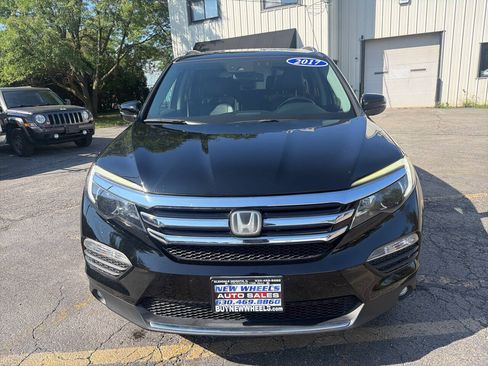 Used 2017 Honda Pilot Elite image 2