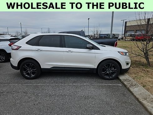 Used 2018 Ford Edge SEL w/ Equipment Group 201A image 8
