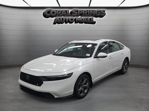 Certified 2024 Honda Accord EX image 3