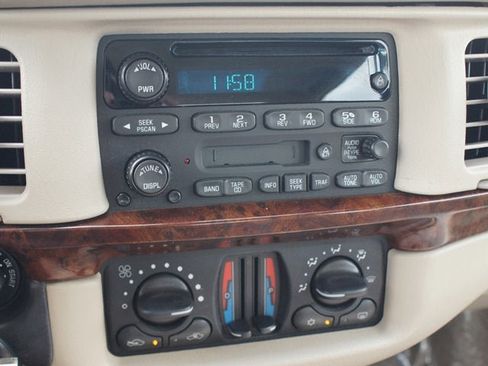 Used 2005 Chevrolet Impala w/ Preferred Equipment Group FWD image 6