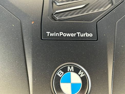 Used 2022 BMW X5 sDrive40i w/ M Sport Package RWD image 15