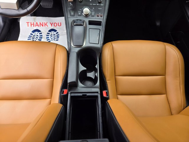 Used 2017 Lexus CT 200h FWD image 13