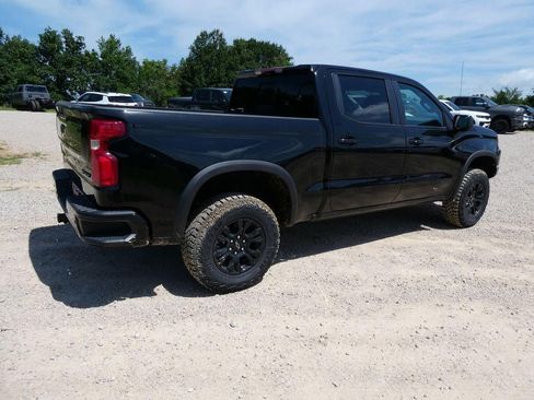 New 2026 Chevrolet Silverado 1500 ZR2 w/ Dark Appearance Package AWD/4WD image 5