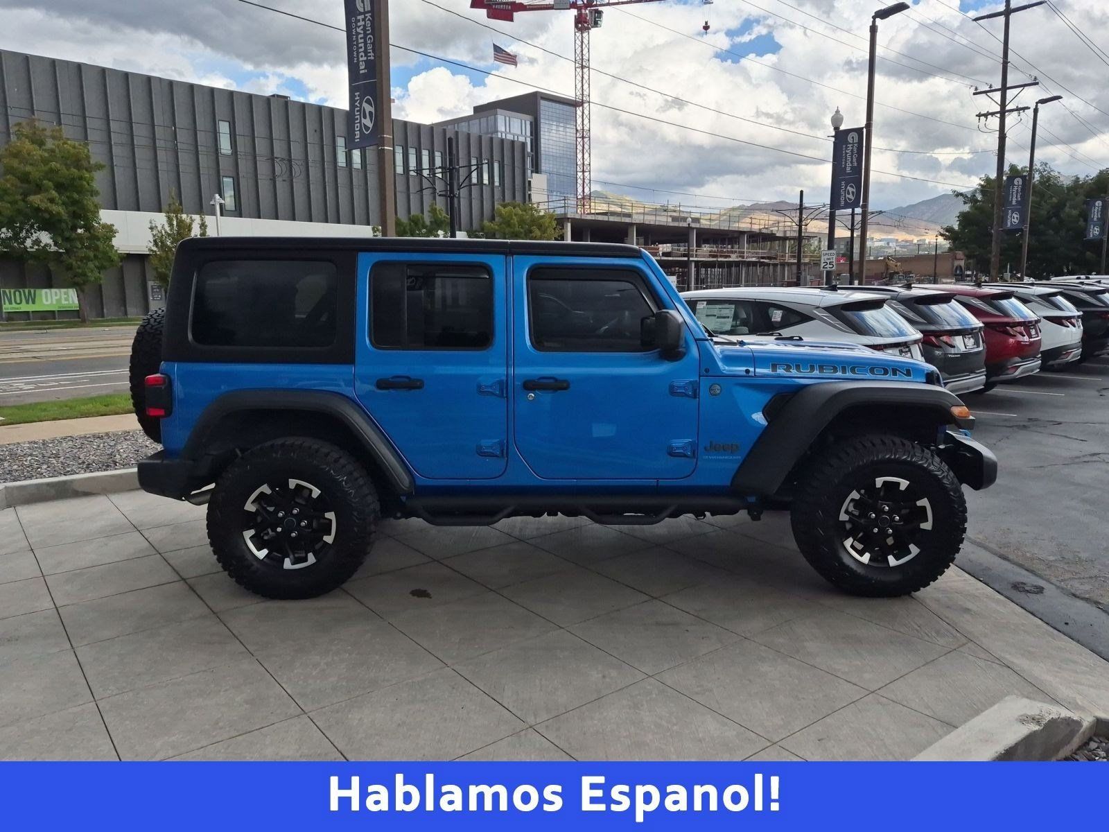 Used 2024 Jeep Wrangler Unlimited Rubicon 4xe w/ Convenience Group AWD/4WD image 2