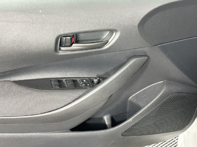 Used 2025 Toyota Corolla LE FWD image 22