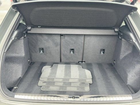 Certified 2025 Audi Q3 2.0T Premium w/ Convenience Package image 6