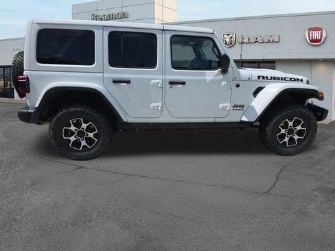 Used 2022 Jeep Wrangler Unlimited Rubicon w/ Dual Top Group AWD/4WD image 6