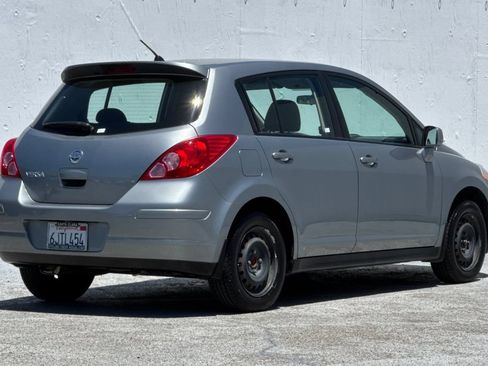 Used 2009 Nissan Versa 1.8 S w/ PWR Pkg FWD image 3