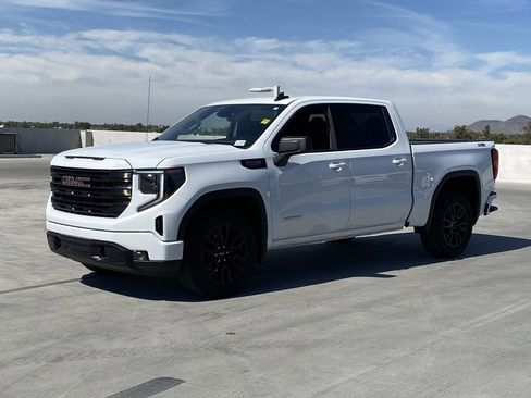 Used 2024 GMC Sierra 1500 Elevation w/ X31 Off-Road Package image 9