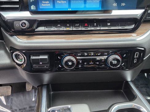 Used 2022 Chevrolet Silverado 1500 RST w/ Convenience Package II image 17