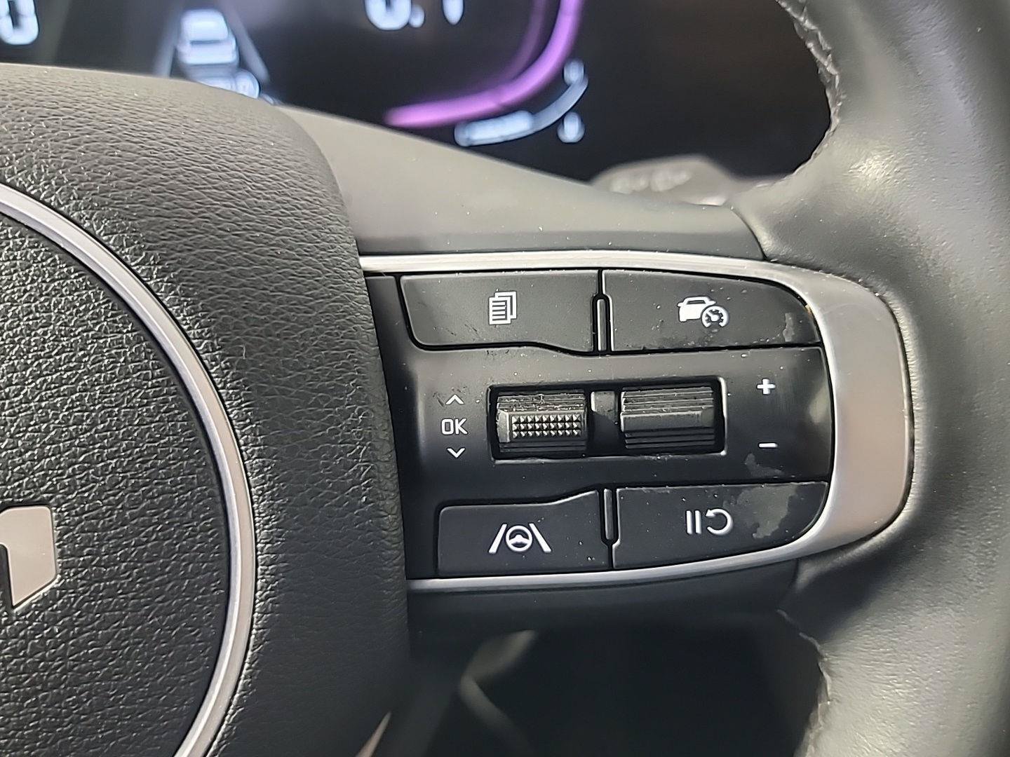 Certified 2024 Kia Sportage EX AWD/4WD image 24