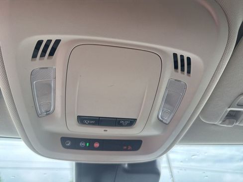 Used 2023 Buick Envision Essence FWD image 30
