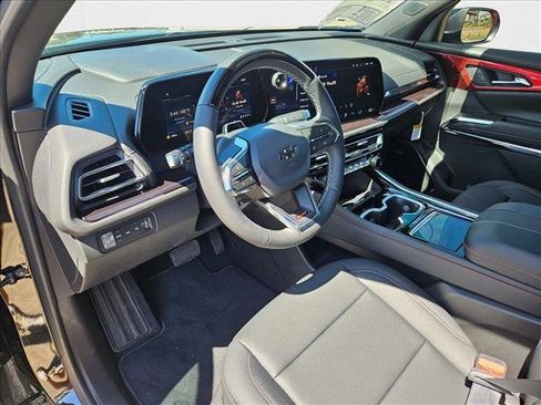 New 2026 Chevrolet Traverse Z71 w/ Enhanced Driving Package image 3