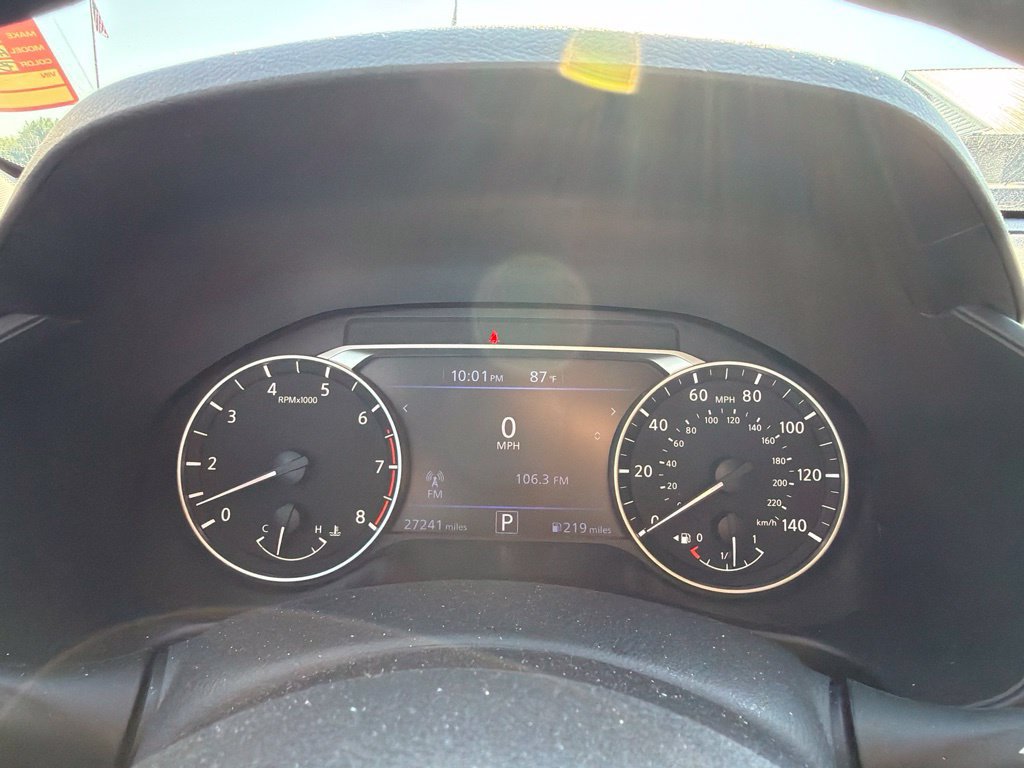 Used 2025 Nissan Altima 2.5 SV FWD image 24