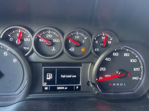 Used 2019 Chevrolet Silverado 1500 Custom w/ Custom Value Package image 10