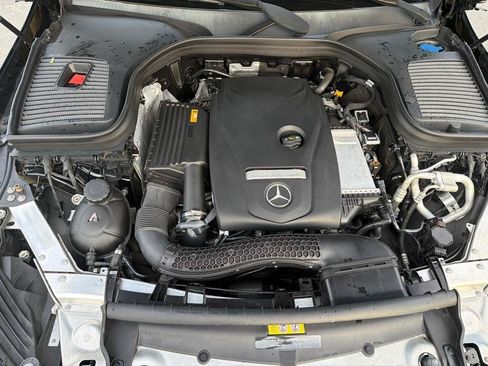 Used 2019 Mercedes-Benz GLC 300 image 11