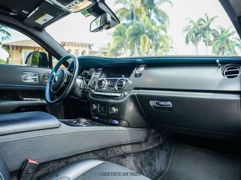Used 2019 Rolls-Royce Wraith RWD image 38
