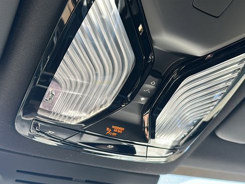 New 2026 BMW X5 xDrive40i w/ M Sport Package image 28