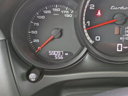 Used 2020 Porsche Macan Turbo image 28