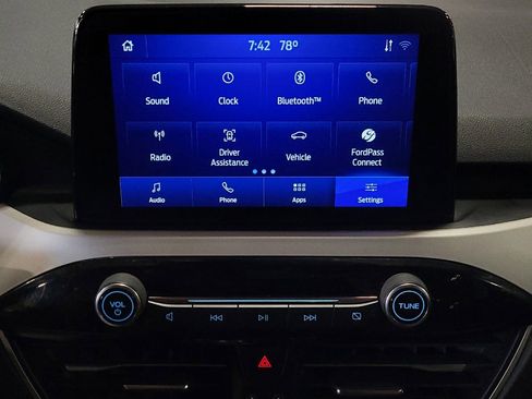 Used 2021 Ford Escape SE FWD image 25