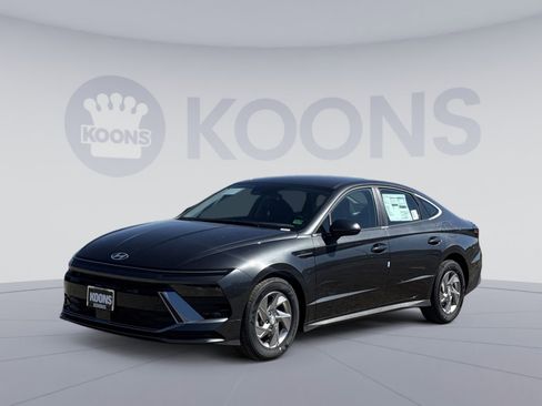 New 2026 Hyundai Sonata SE image 1