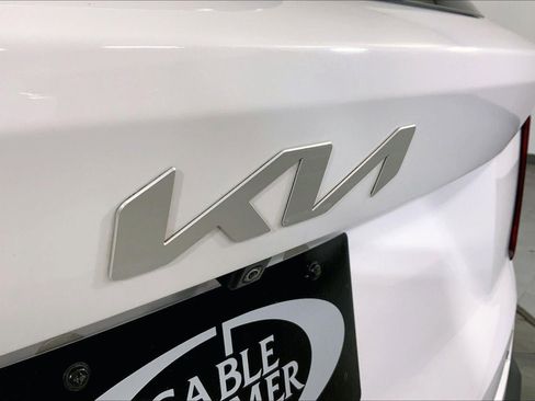 Certified 2024 Kia Sorento S image 29