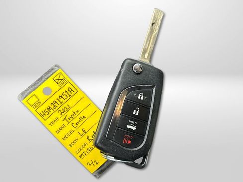 Used 2021 Toyota Corolla LE image 34