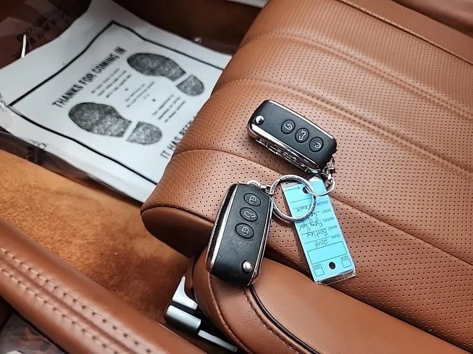 Used 2014 Bentley Flying Spur W12 AWD/4WD image 12