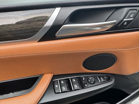 Used 2017 BMW X3 xDrive28i w/ Premium Package image 18