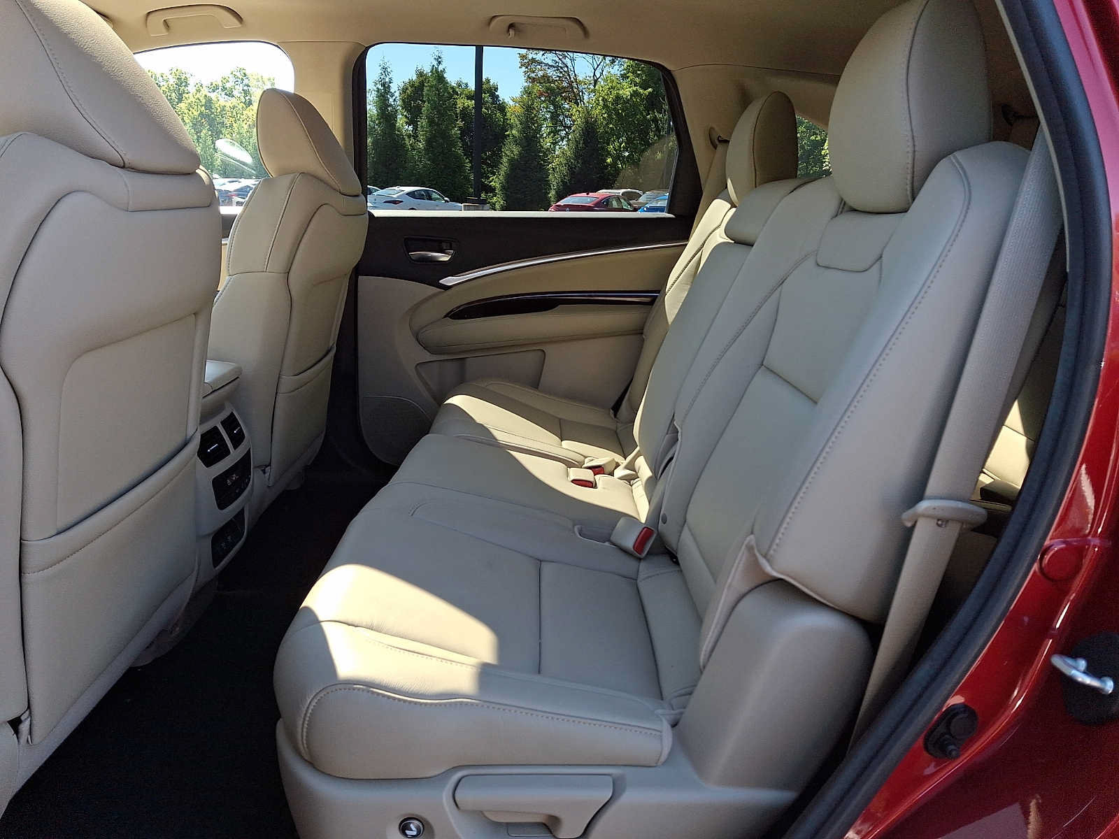Used 2020 Acura MDX SH-AWD image 11