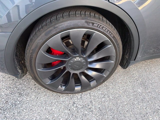 Used 2021 Tesla Model Y Performance AWD/4WD image 8