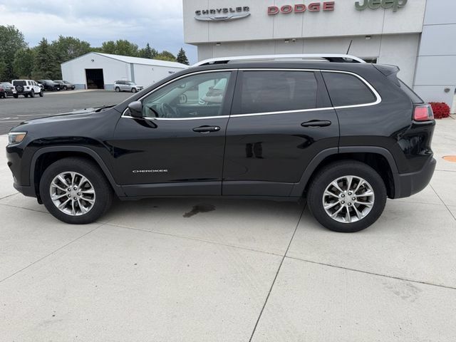 Used 2019 Jeep Cherokee Latitude Plus w/ Comfort/Convenience Group AWD/4WD image 5