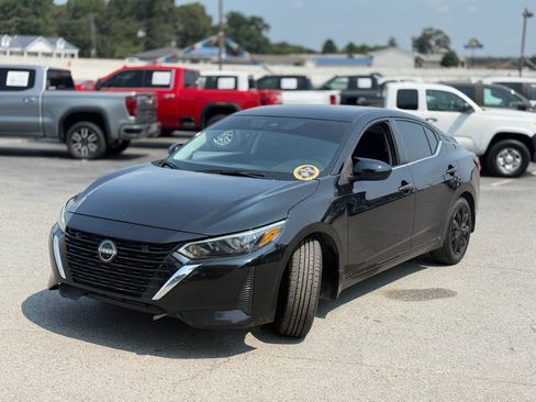 Used 2025 Nissan Sentra S FWD image 3