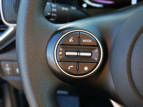 Certified 2024 Kia Soul LX w/ Option Group 015 image 27