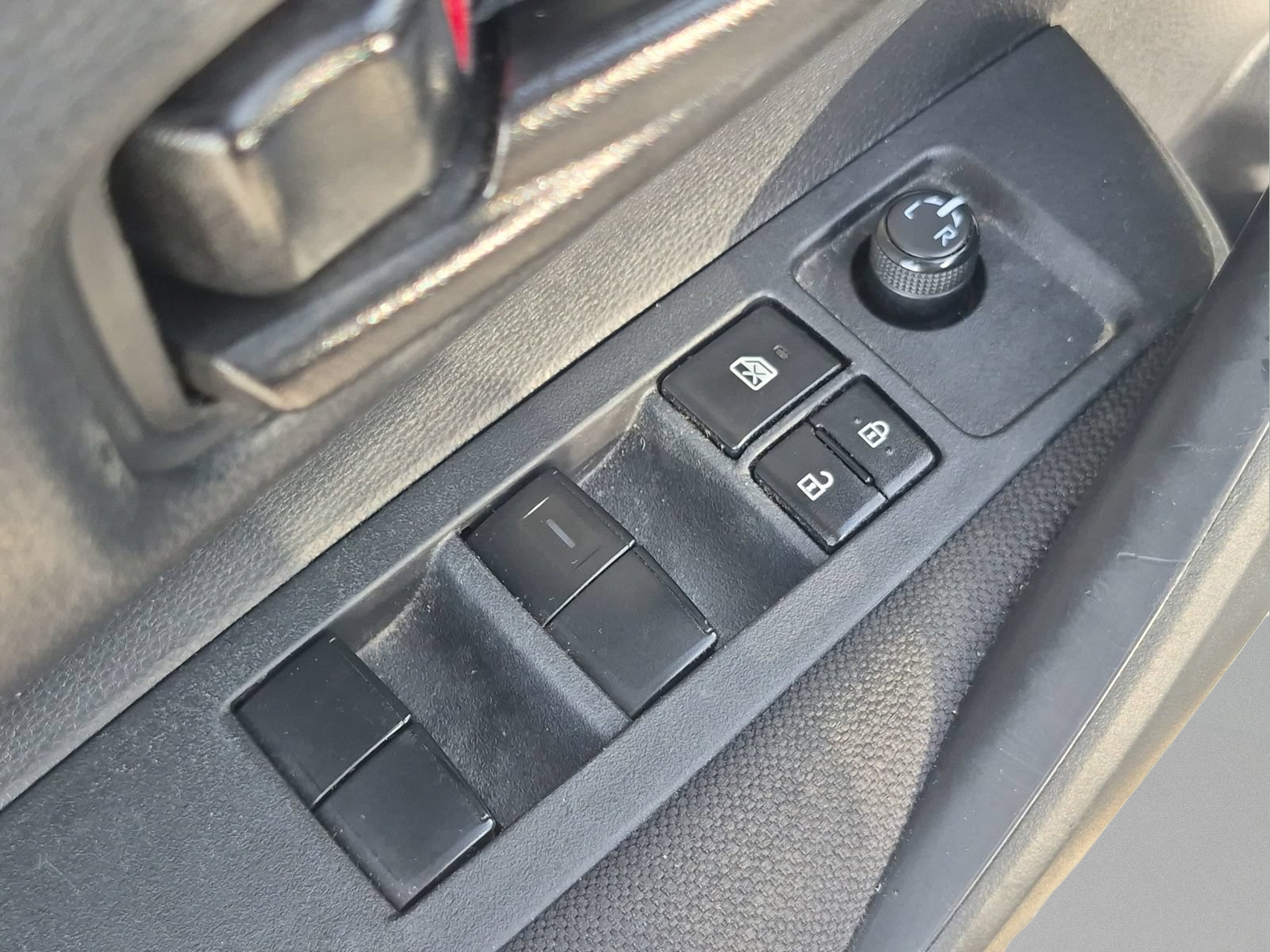 Used 2023 Toyota Corolla LE FWD image 16