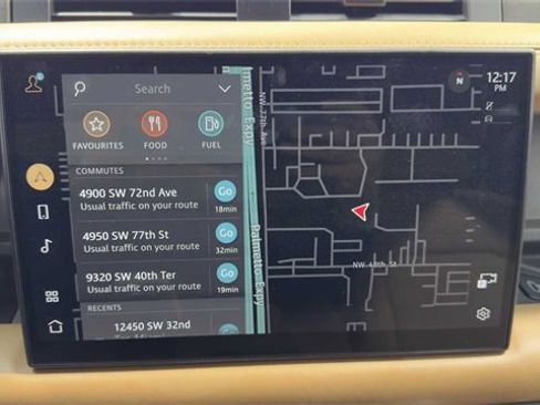 Used 2025 Land Rover Defender 110 V8 image 30