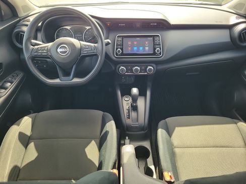 Used 2024 Nissan Kicks S FWD image 11