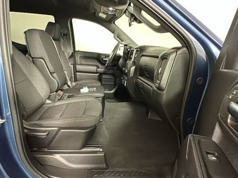 Used 2024 Chevrolet Silverado 1500 Custom AWD/4WD image 30