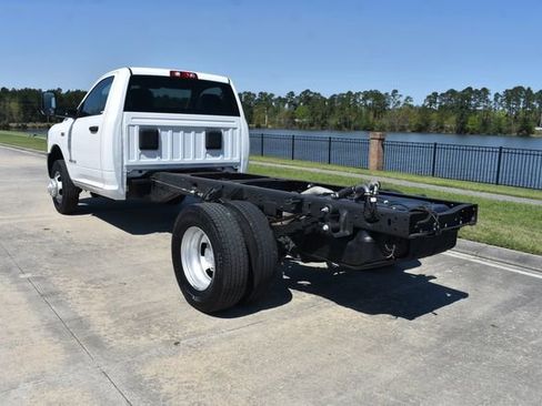 Used 2020 RAM 3500 Tradesman RWD image 7