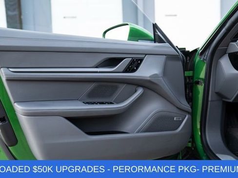 Used 2020 Porsche Taycan 4S image 46