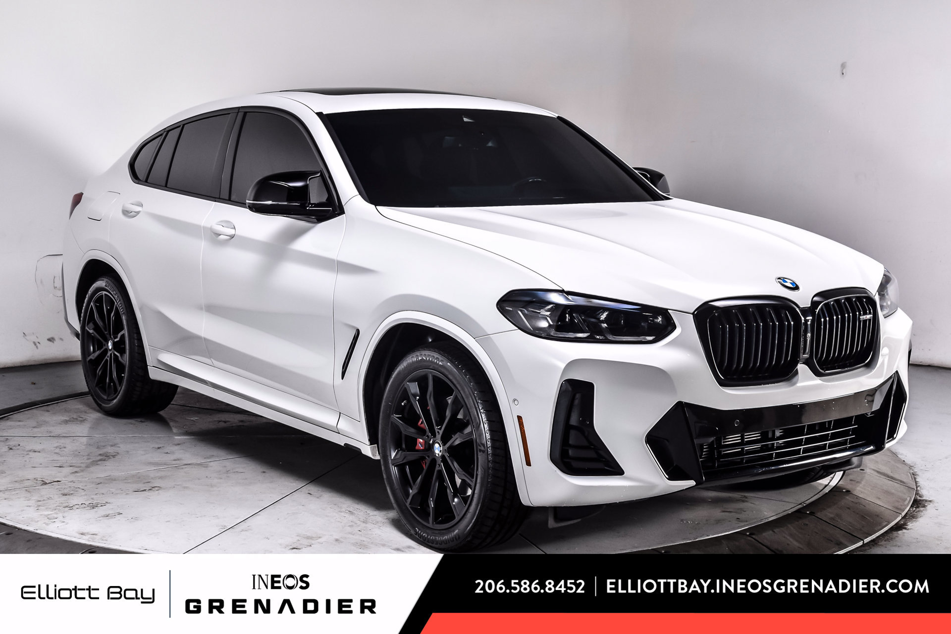 Used 2024 BMW X4 M40i w/ Premium Package AWD/4WD image 1