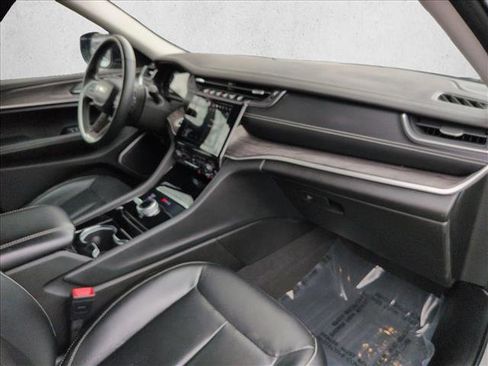 Used 2021 Jeep Grand Cherokee L Limited image 23