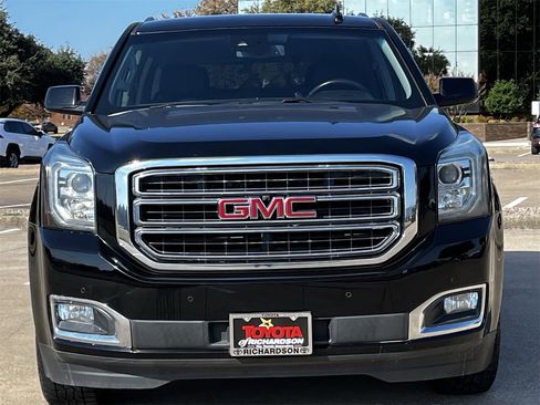 Used 2017 GMC Yukon SLT image 7