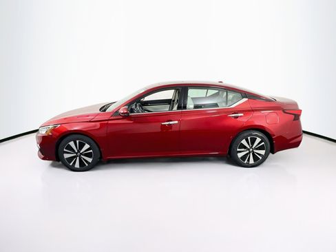 Used 2020 Nissan Altima 2.5 SL FWD image 8