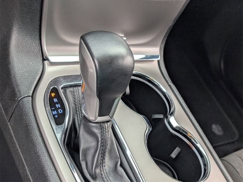 Used 2021 Jeep Grand Cherokee Laredo image 29