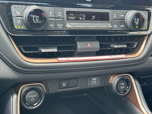 New 2026 Toyota Grand Highlander AWD Hybrid image 19