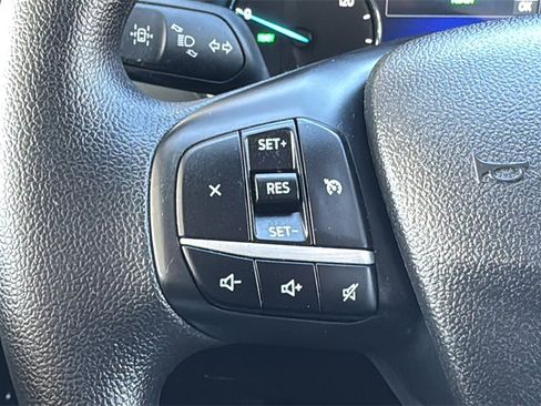 Certified 2022 Ford Escape SE image 12