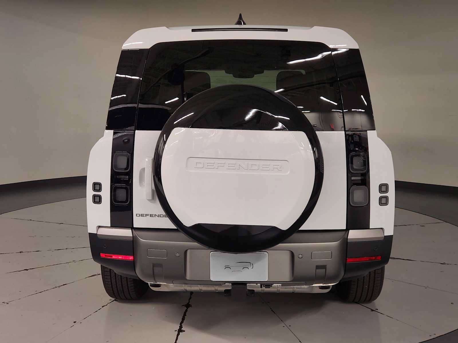 New 2026 Land Rover Defender 130 S AWD/4WD image 10