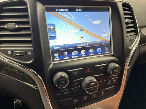 Used 2015 Jeep Grand Cherokee SRT w/ Trailer Tow Group IV AWD/4WD image 23