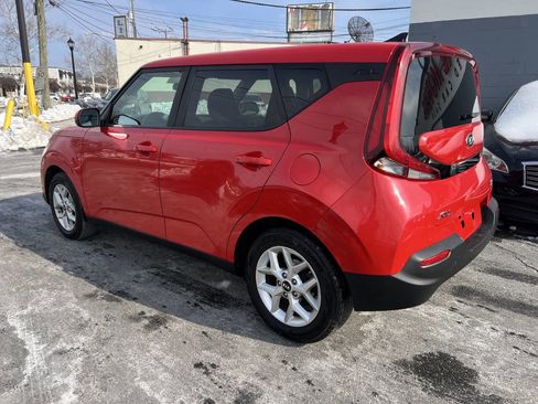 Used 2020 Kia Soul S image 4
